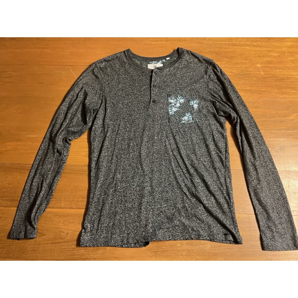 On The Byas Women Medium Heathered Gray Henley Long Sleeve Floral Pocket Shirt